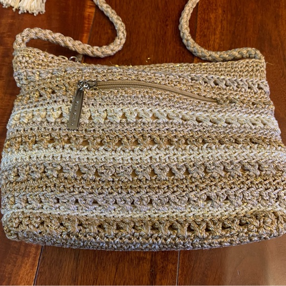 Purse. Multicolor, crocheted purse with shoulder strap and tassel accent. - Picture 3 of 5